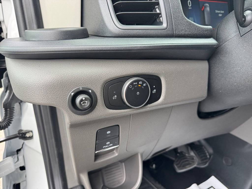 New 2026 Ford Transit 250 148 Medium Roof image 26