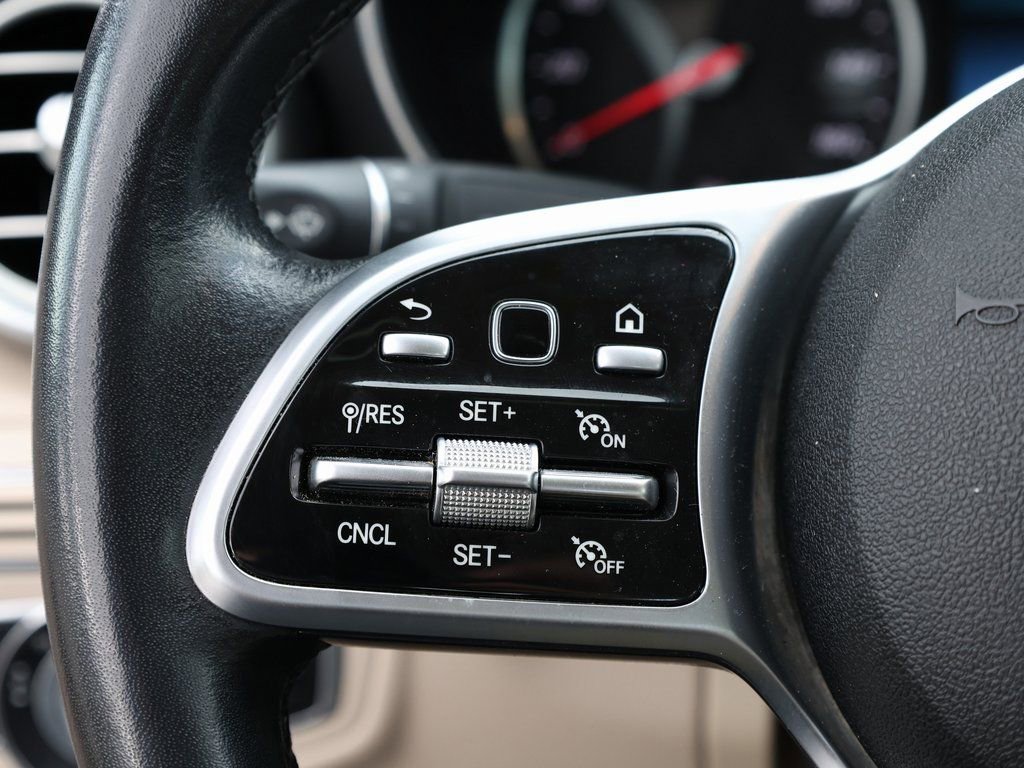 Used 2019 Mercedes-Benz C 300 Sedan w/ Premium Package image 37