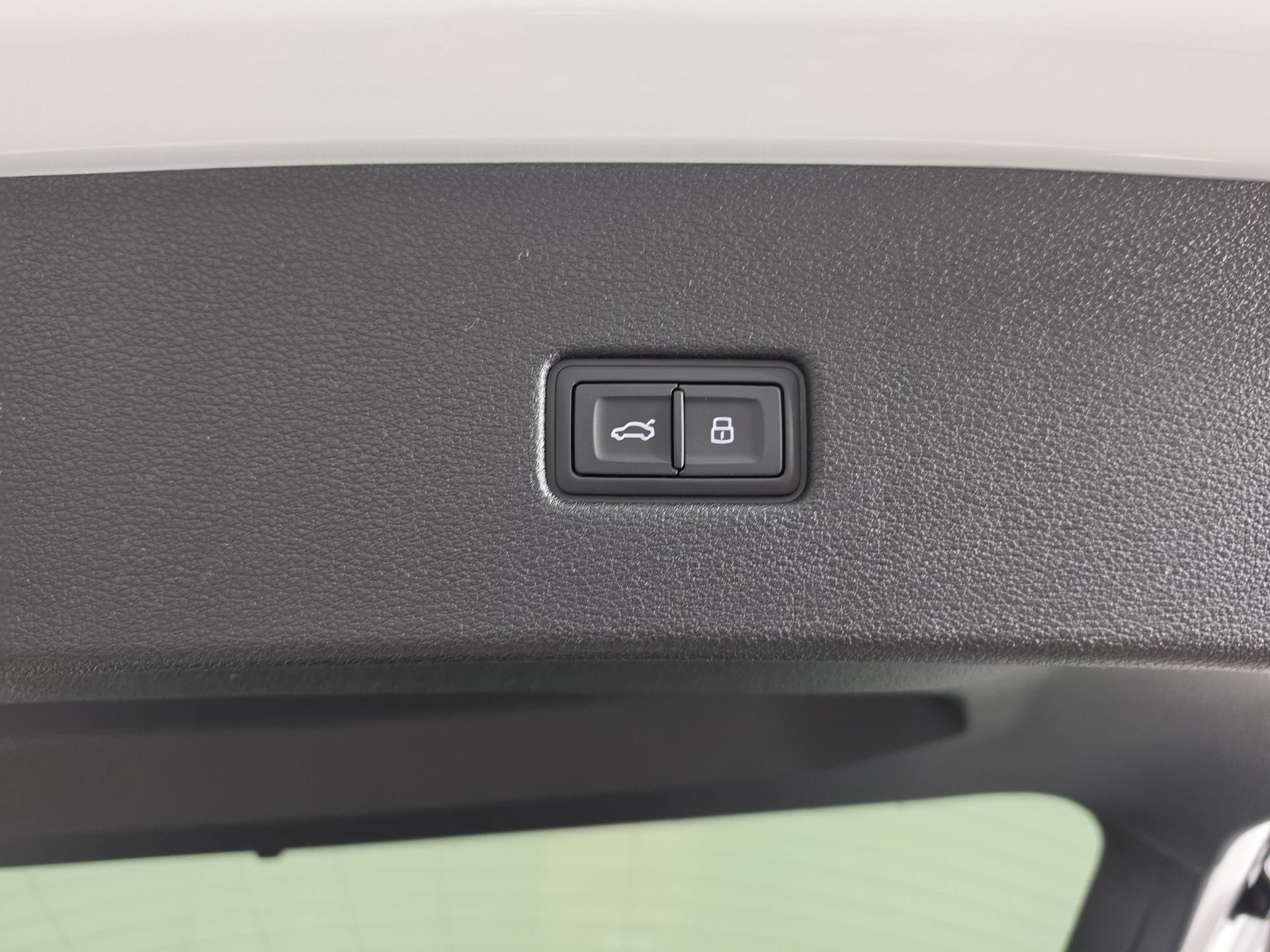 New 2026 Audi SQ8 Prestige AWD/4WD image 11