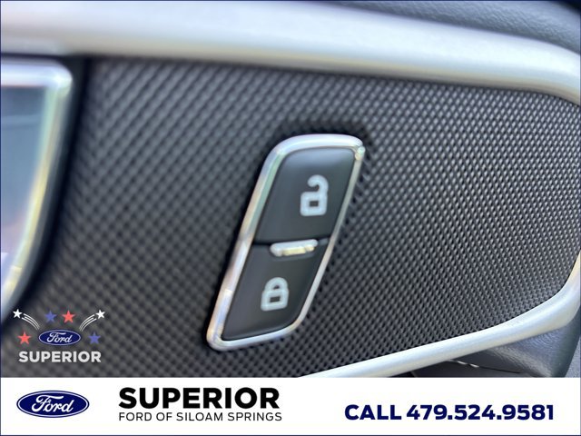 Used 2020 Ford Explorer XLT w/ Equipment Group 202A RWD image 23
