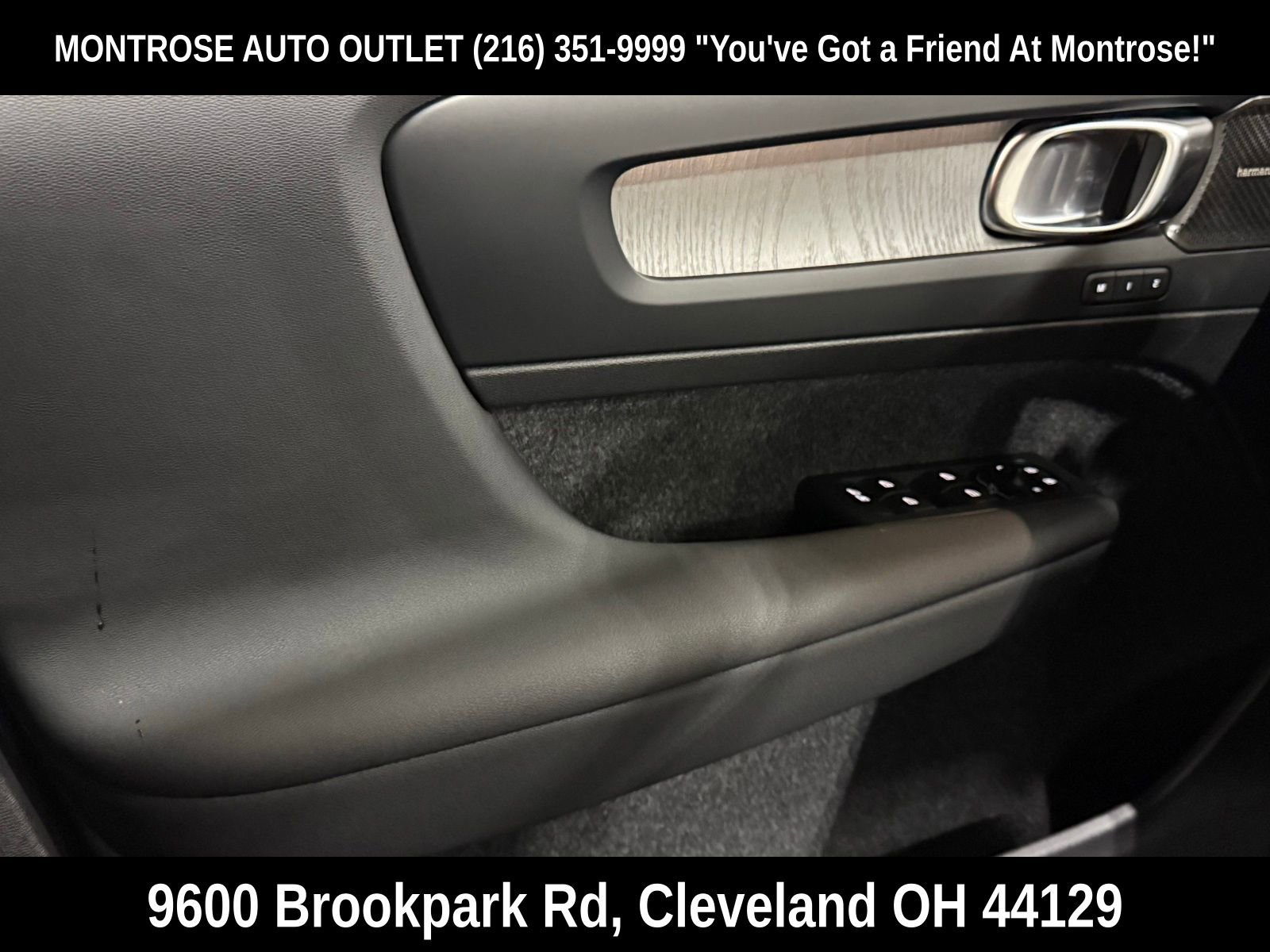 New 2026 Volvo XC40 B5 Plus w/ Protection Package Premier image 32