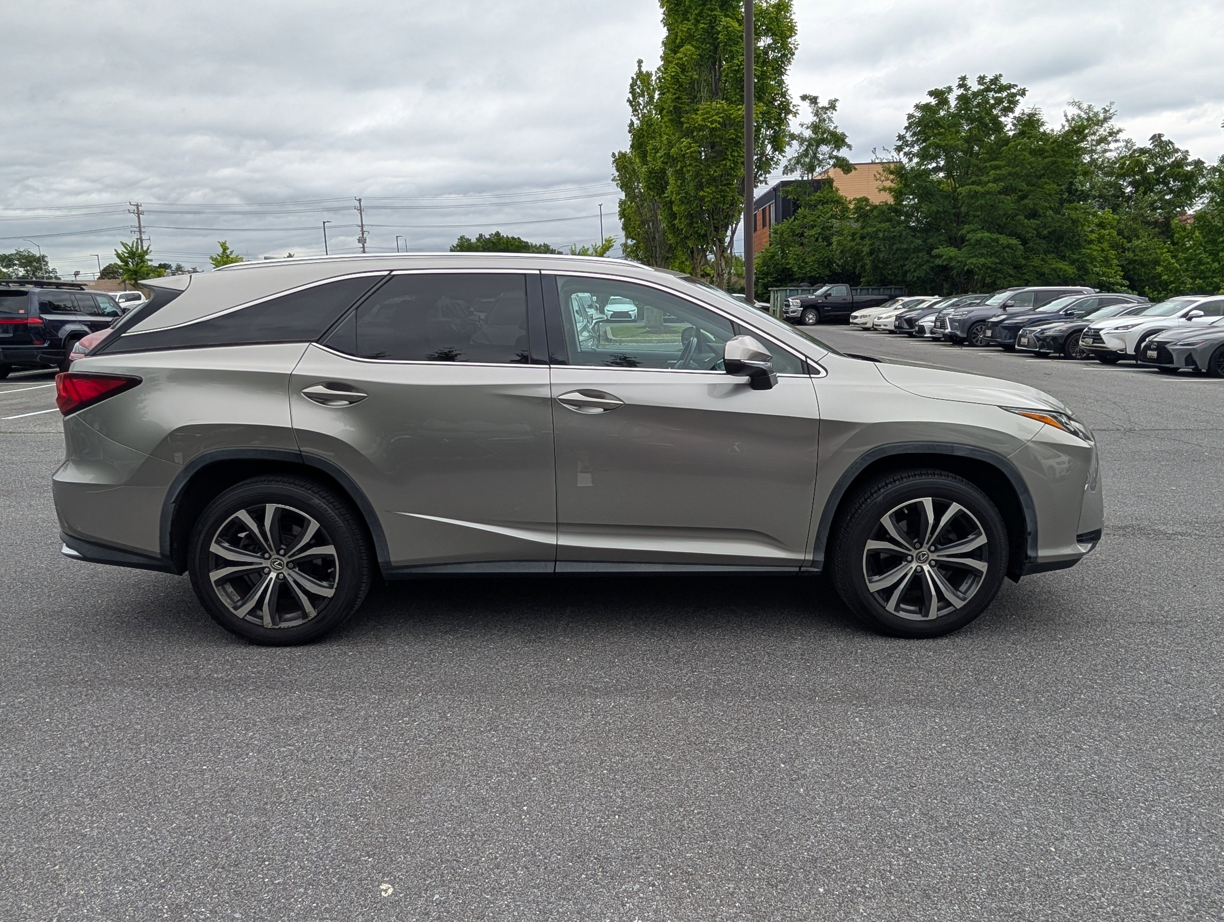 Used 2018 Lexus RX 350L AWD image 2