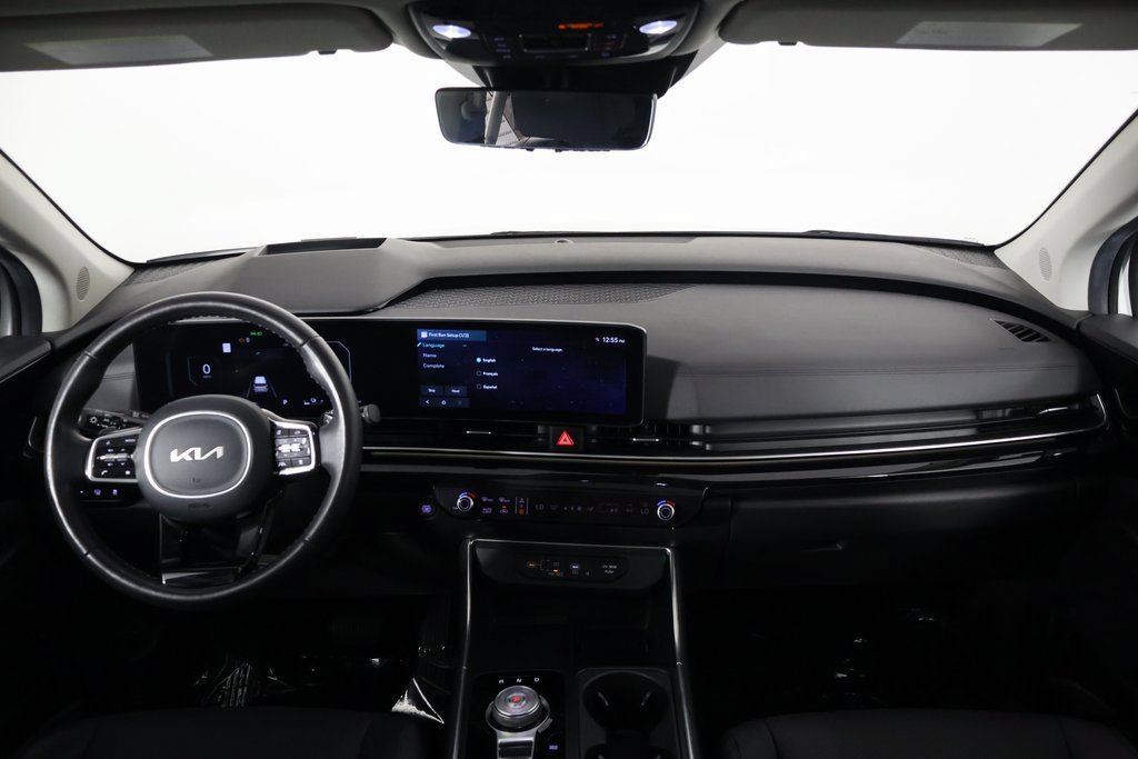 Used 2025 Kia Carnival SX Prestige FWD image 8