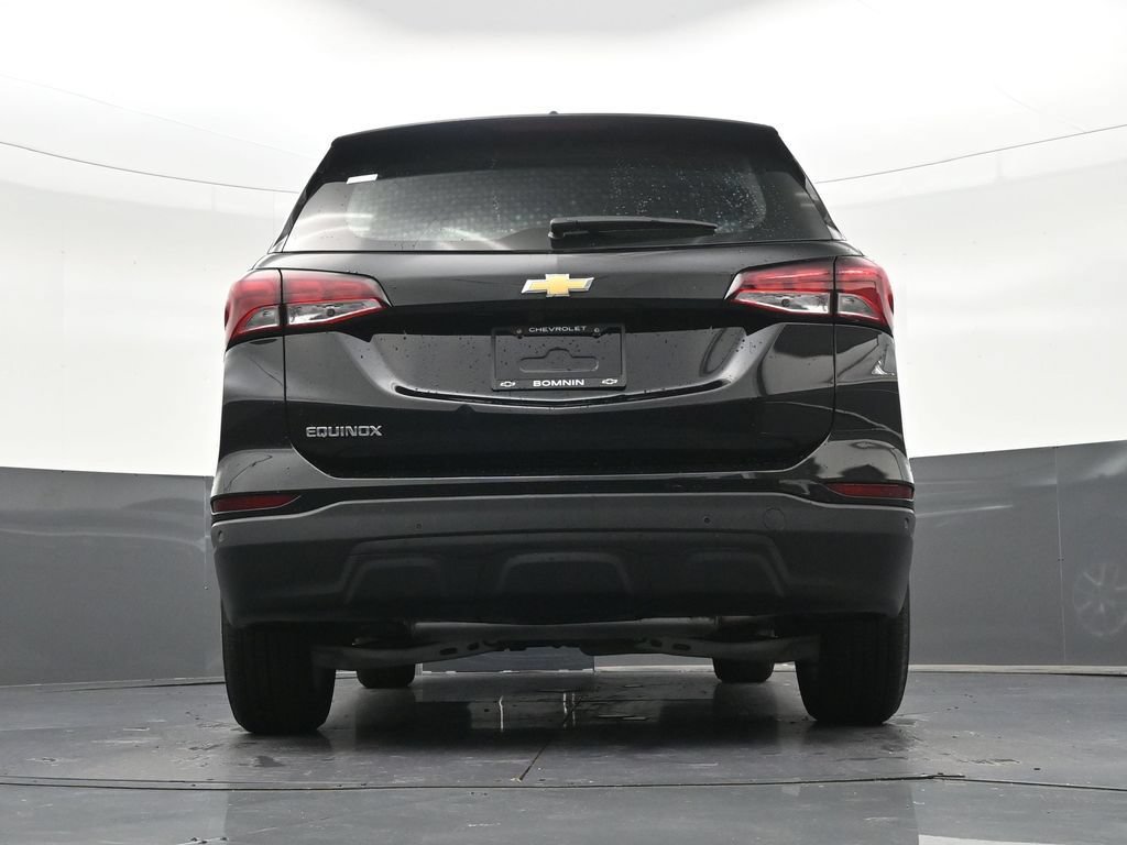 Used 2024 Chevrolet Equinox LS w/ Driver Confidence II Package FWD image 26