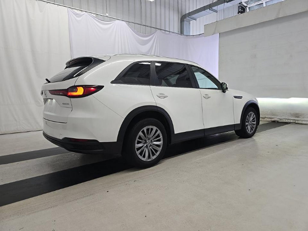 Used 2024 MAZDA CX-90 3.3 Turbo w/ Select Package AWD/4WD image 4