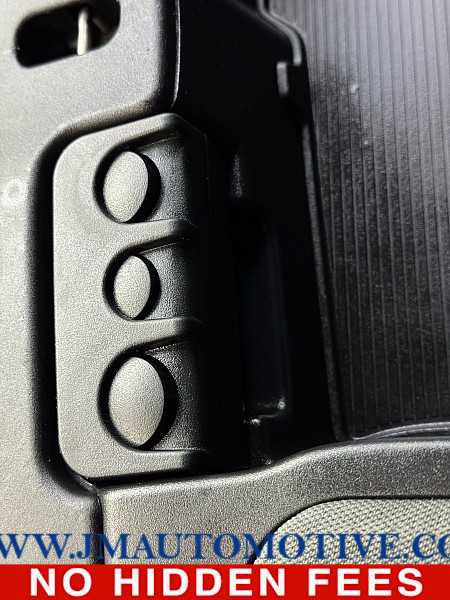 Used 2016 RAM 1500 Express image 35