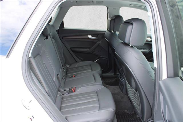 Used 2023 Audi Q5 2.0T Premium w/ Convenience Package AWD/4WD image 30