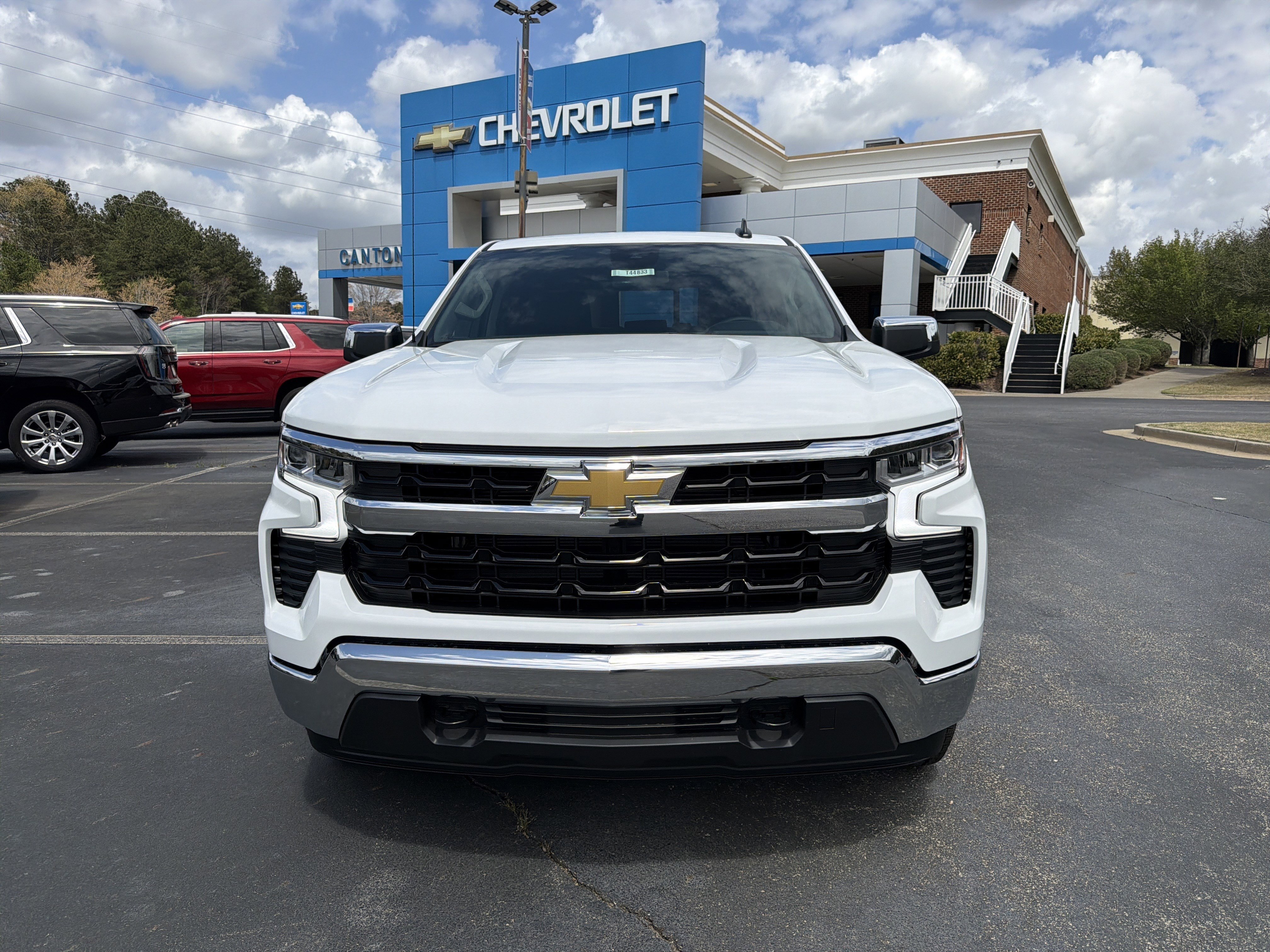 New 2026 Chevrolet Silverado 1500 LT w/ Z71 Off-Road Package image 2