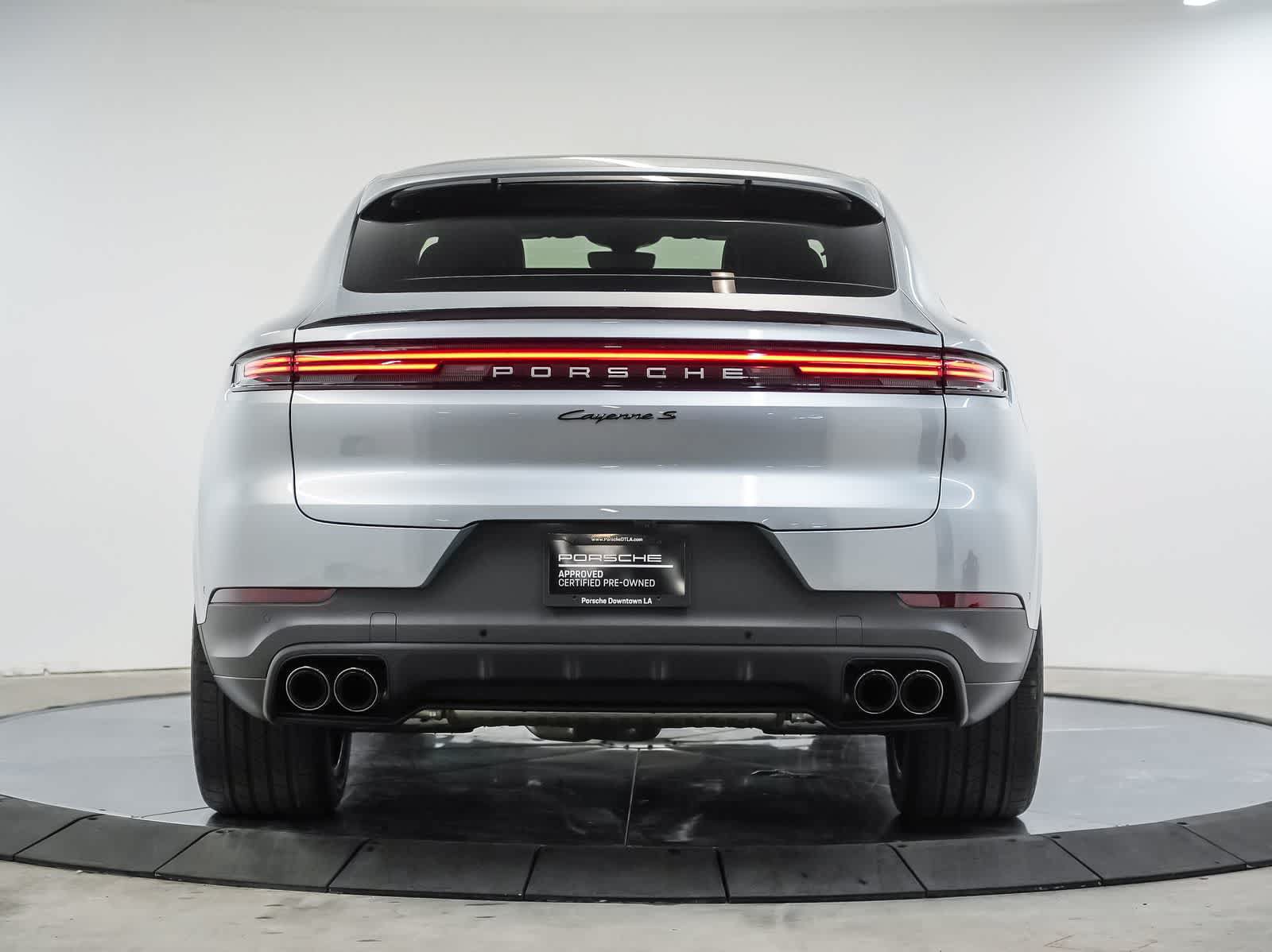 Certified 2026 Porsche Cayenne S AWD/4WD image 10