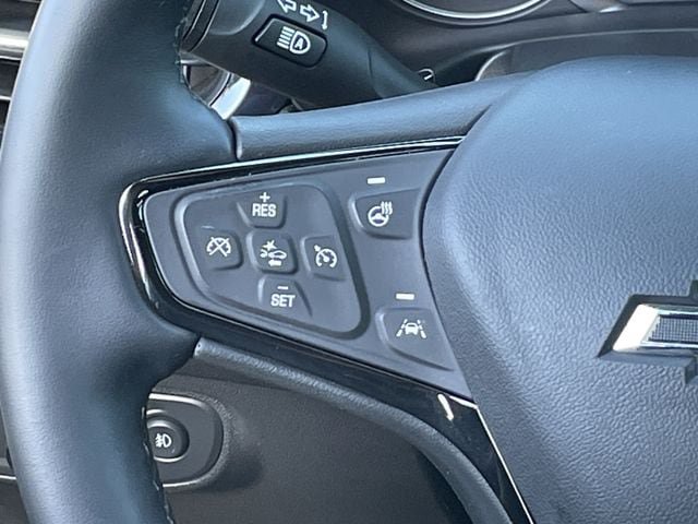 Used 2023 Chevrolet Equinox Premier FWD image 12
