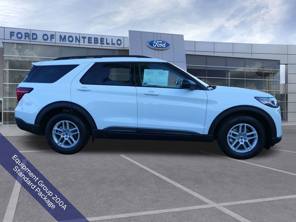 Used 2026 Ford Explorer Active w/ Active Comfort Package image 2