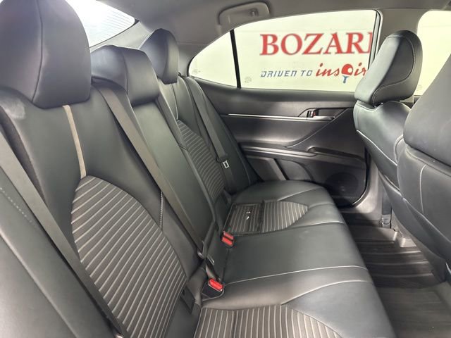 Used 2021 Toyota Camry SE image 18