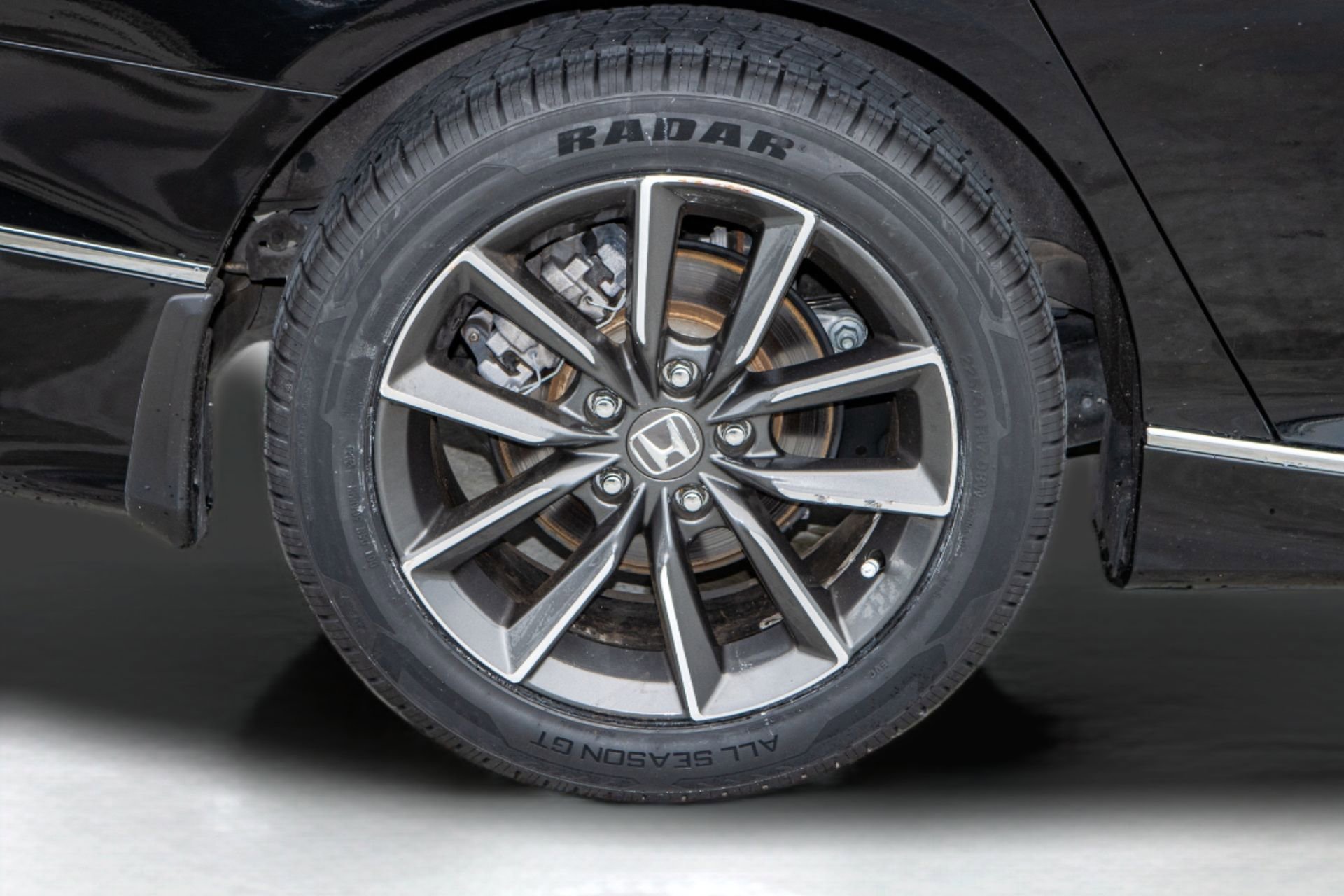 Certified 2021 Honda Accord EX-L image 41