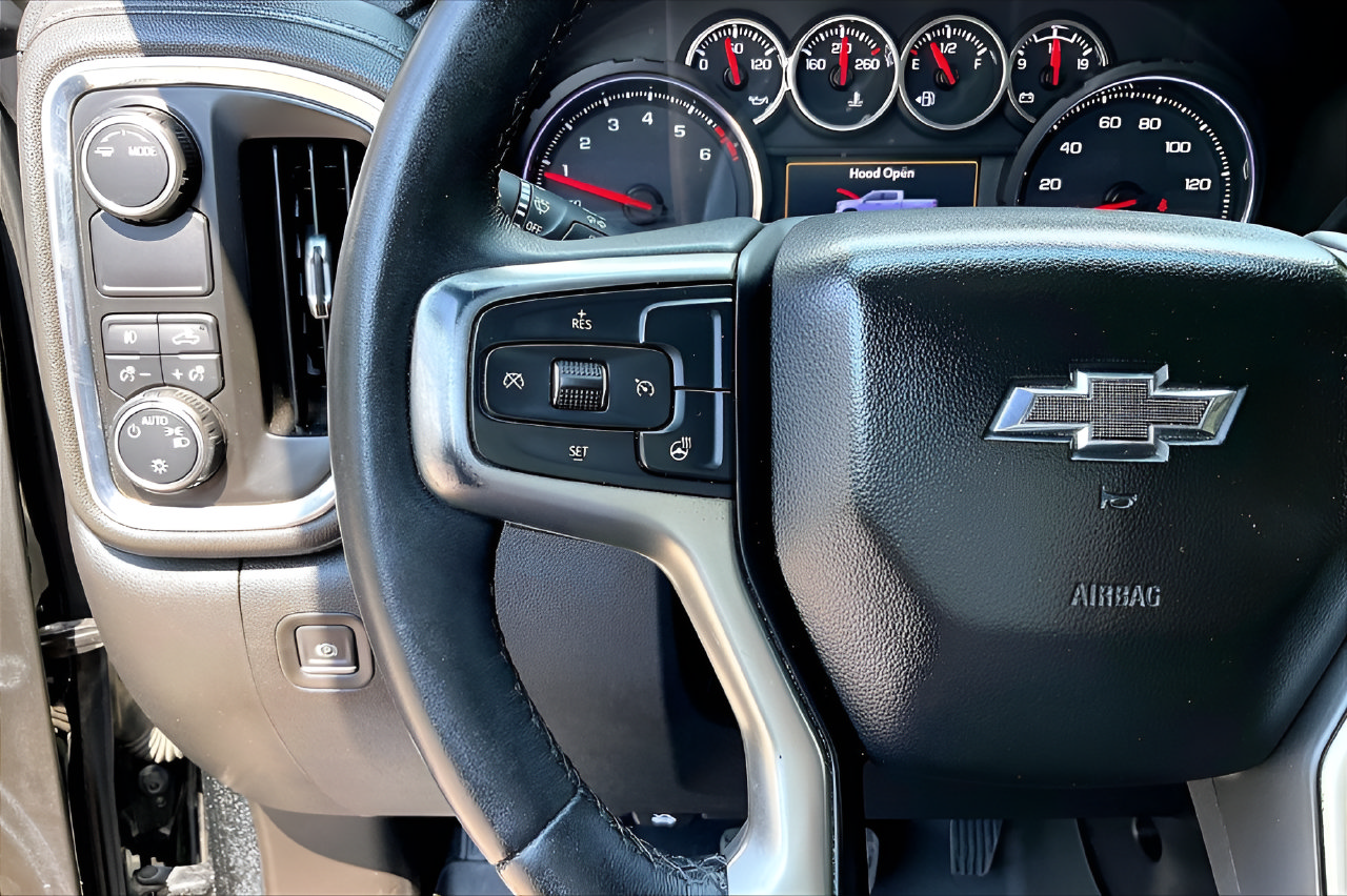 Used 2021 Chevrolet Silverado 1500 RST w/ Rally Edition RWD image 10