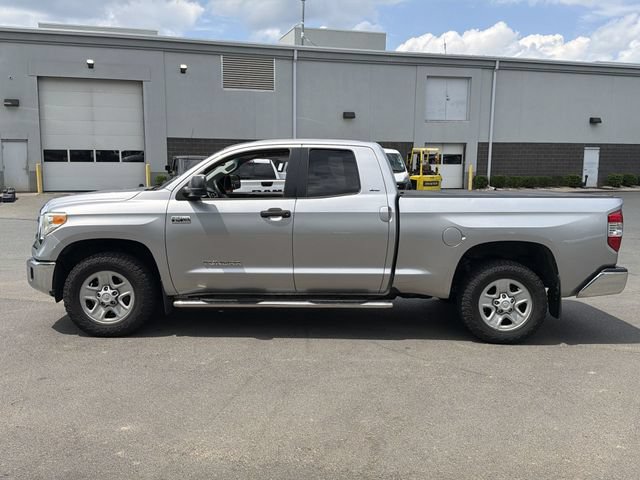 Used 2014 Toyota Tundra SR5 w/ SR5 Upgrade Package RWD image 10