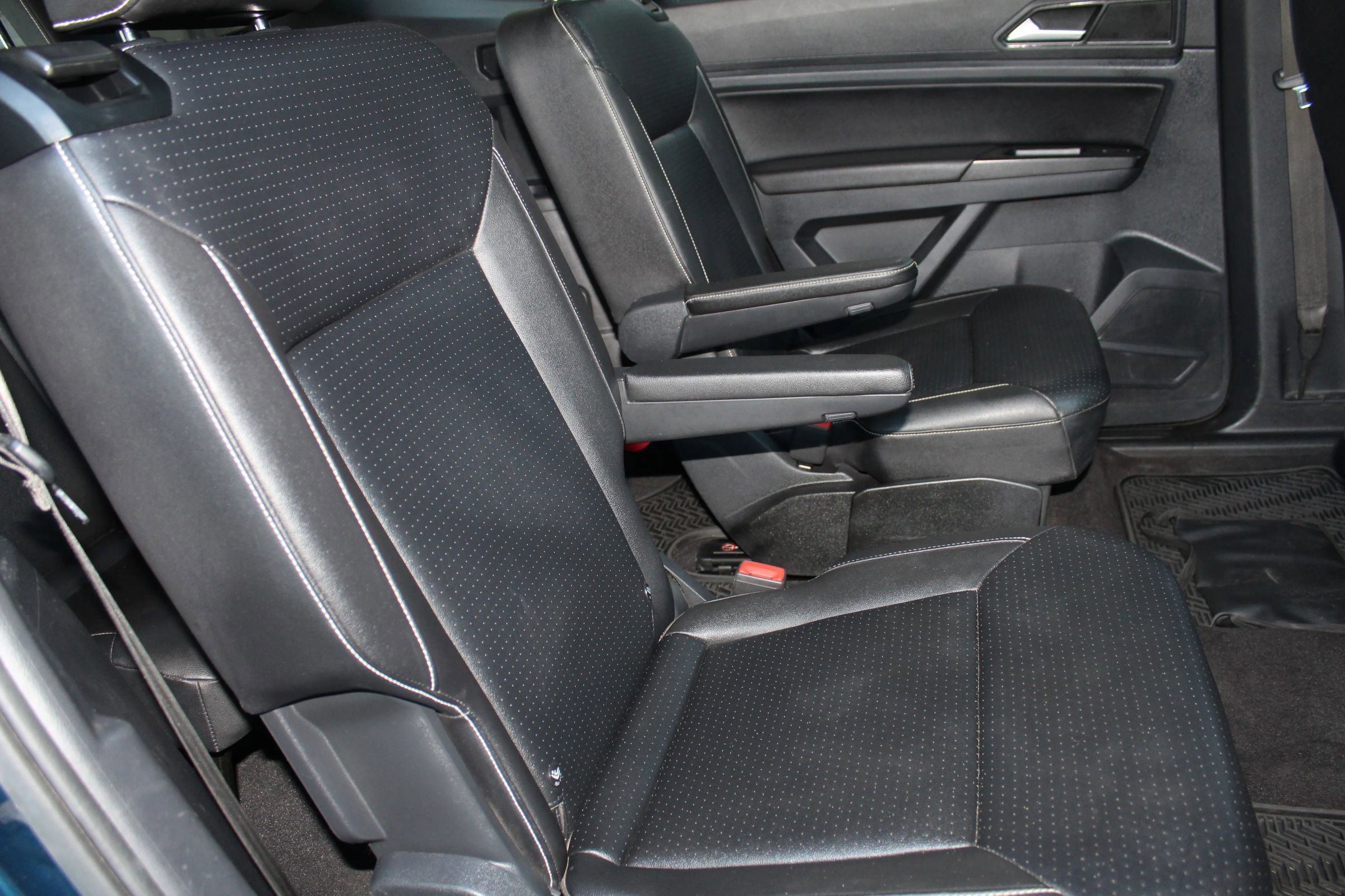 Used 2021 Volkswagen Atlas SEL image 16