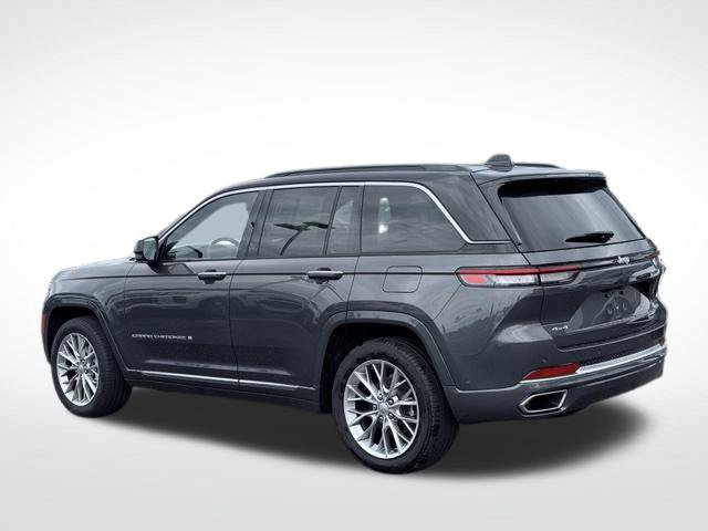 Certified 2025 Jeep Grand Cherokee Summit AWD/4WD image 9