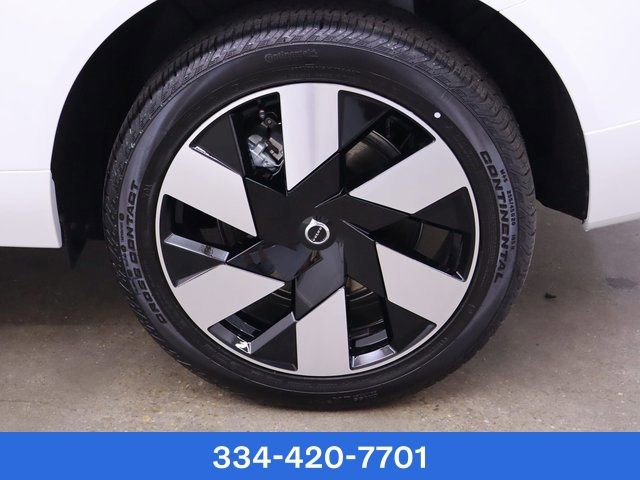 New 2024 Volvo XC60 T8 Plus w/ Climate Package image 26