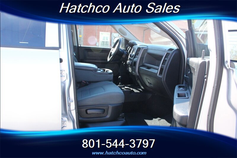 Used 2015 RAM 2500 Tradesman w/ Chrome Appearance Group AWD/4WD image 17