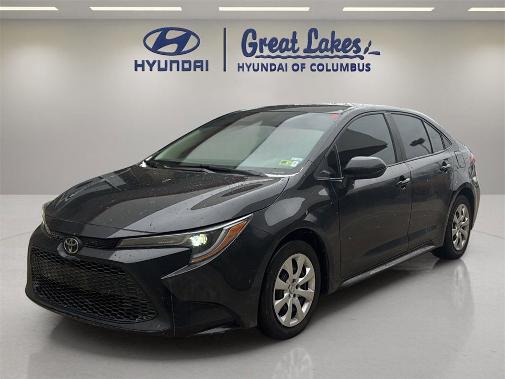 Used 2022 Toyota Corolla LE image 1