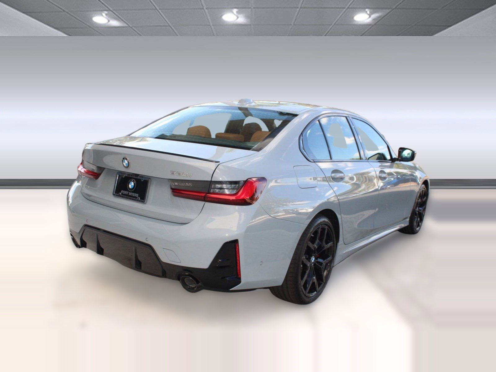Used 2026 BMW 330i Sedan w/ M Sport Package RWD image 9