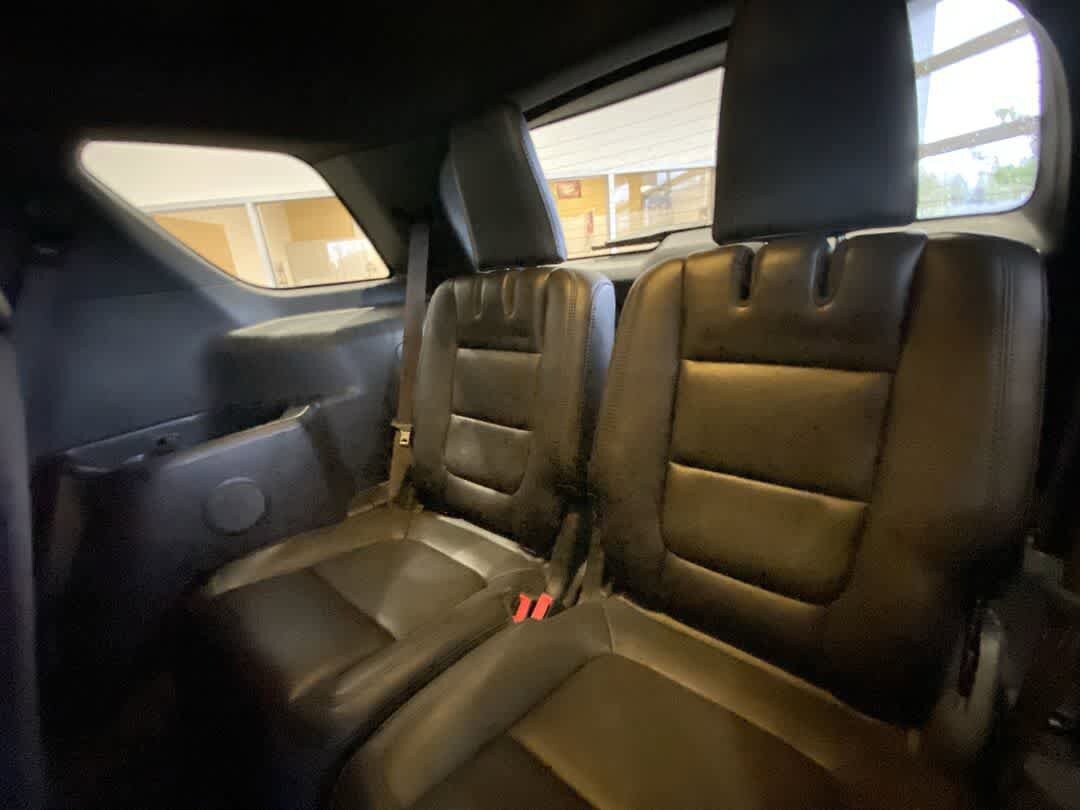 Used 2013 Ford Explorer XLT AWD/4WD image 25