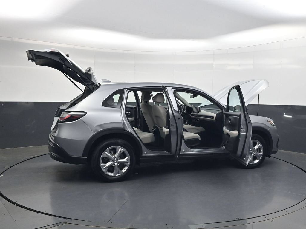 Used 2024 Honda HR-V LX image 38