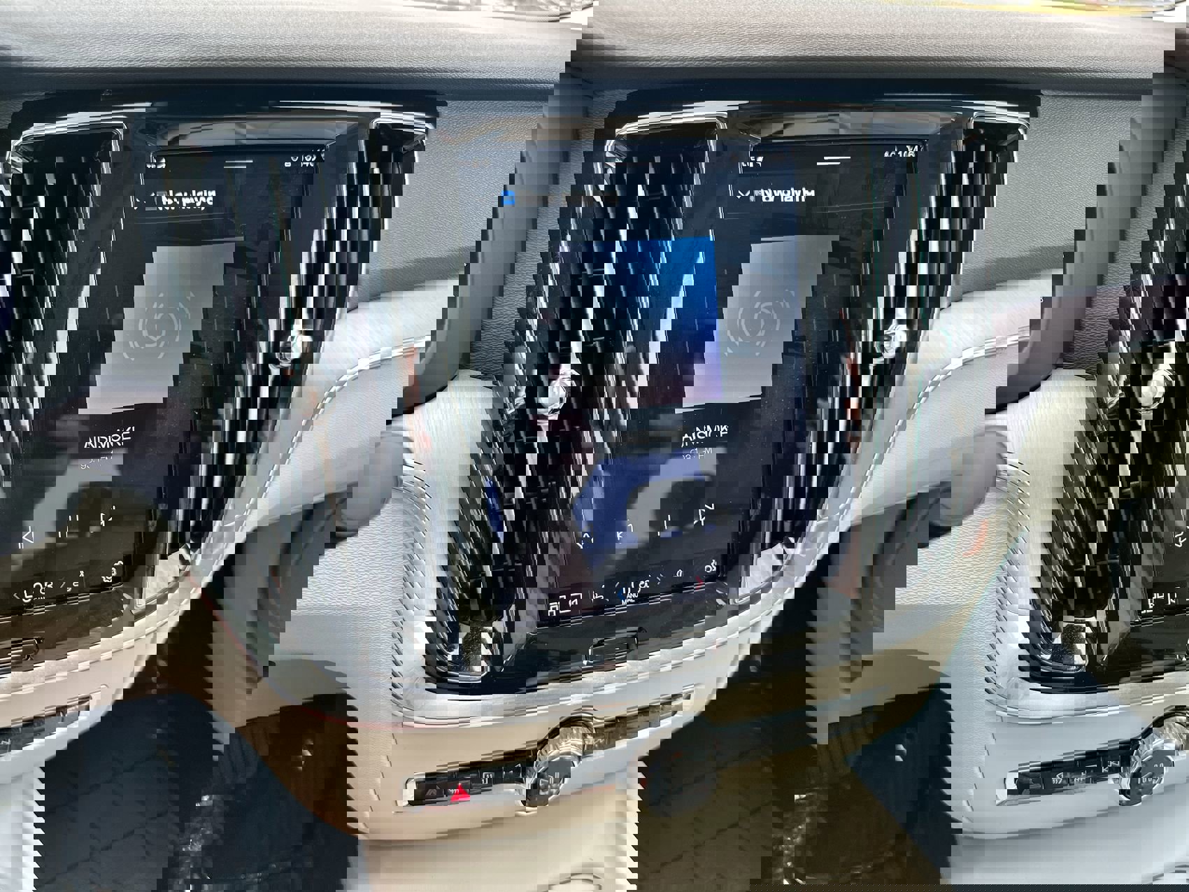 Used 2024 Volvo S60 B5 Core image 16