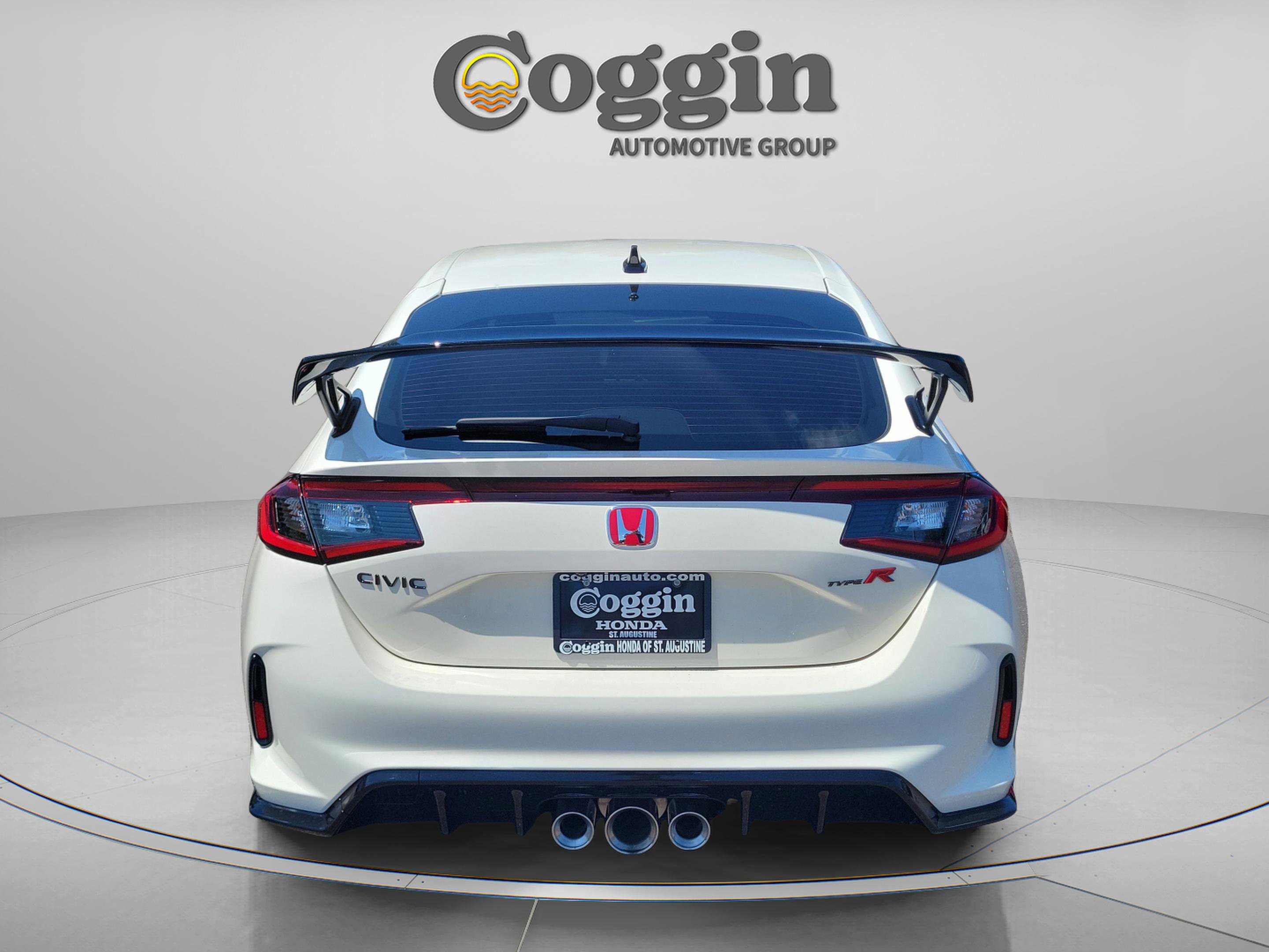 Used 2023 Honda Civic Type R image 4