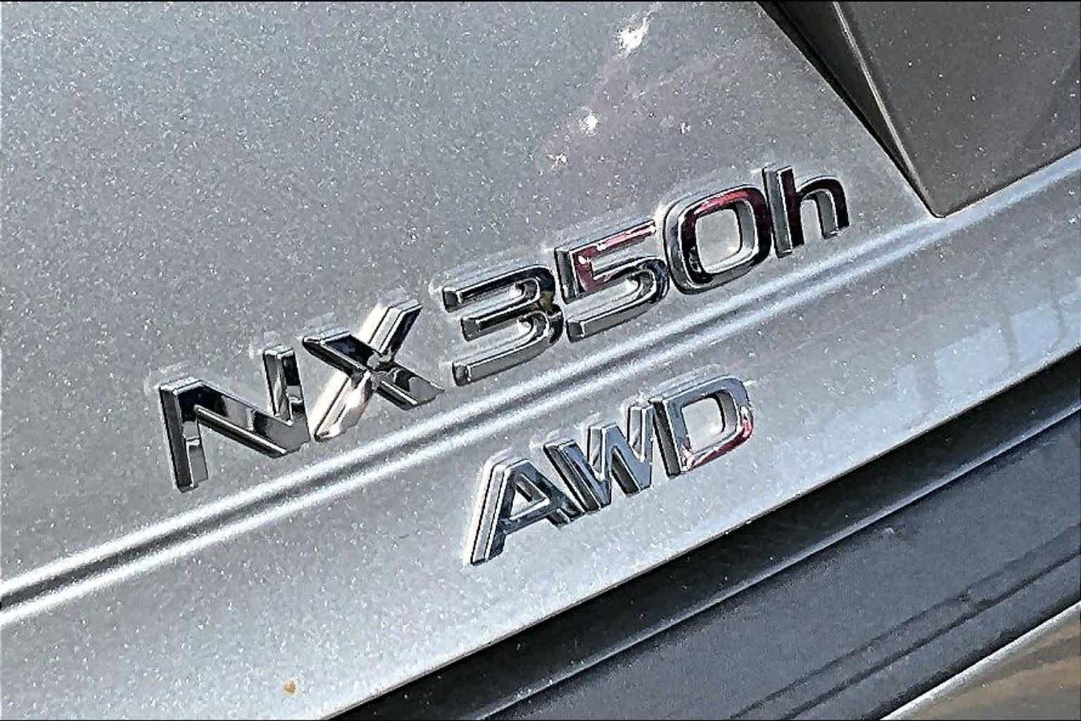 Used 2024 Lexus NX 350h AWD image 10
