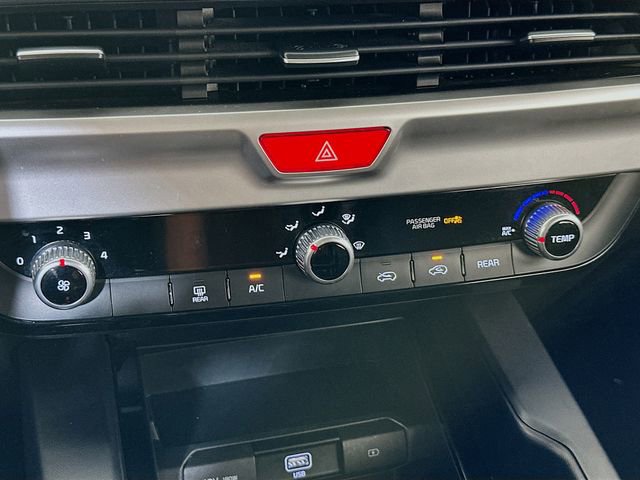 Used 2020 Kia Telluride LX image 16