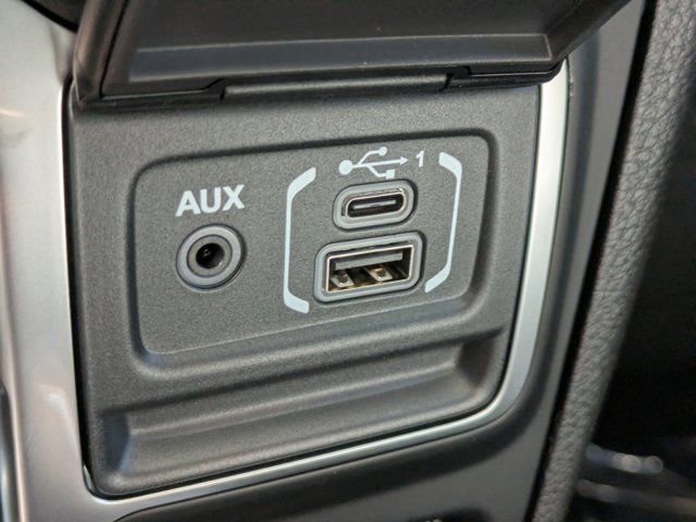 New 2025 Jeep Gladiator Sport image 19