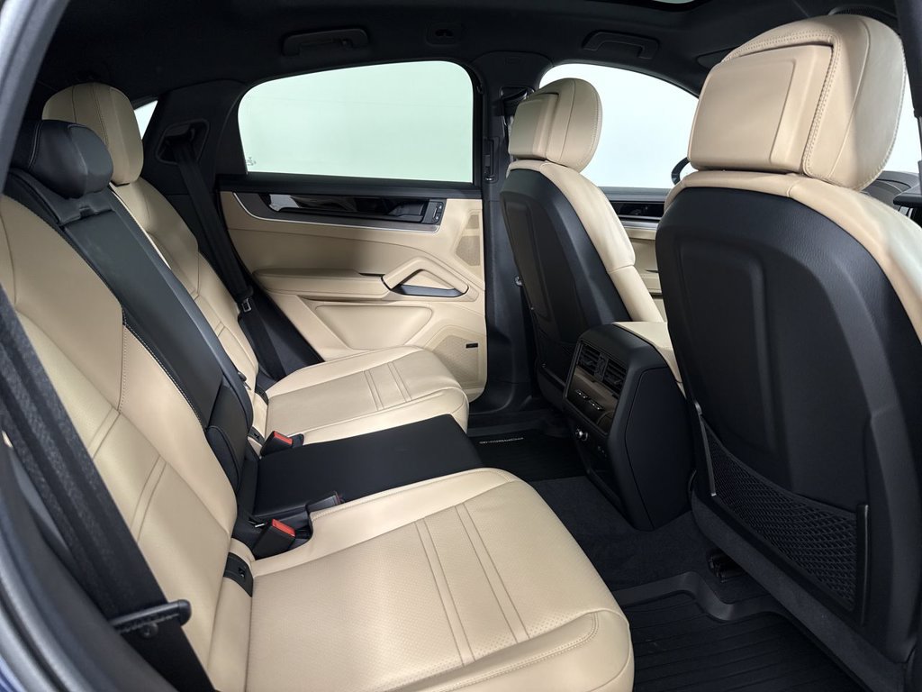 New 2026 Porsche Cayenne S AWD/4WD image 24