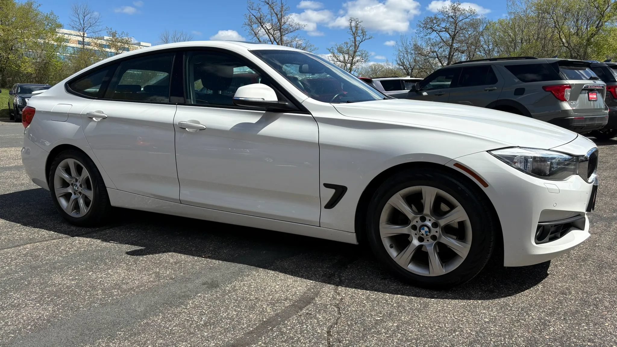 Used 2015 BMW 328i Gran Turismo xDrive AWD/4WD image 12