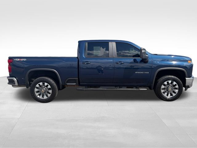 Used 2022 Chevrolet Silverado 2500 LT w/ Convenience Package AWD/4WD image 9