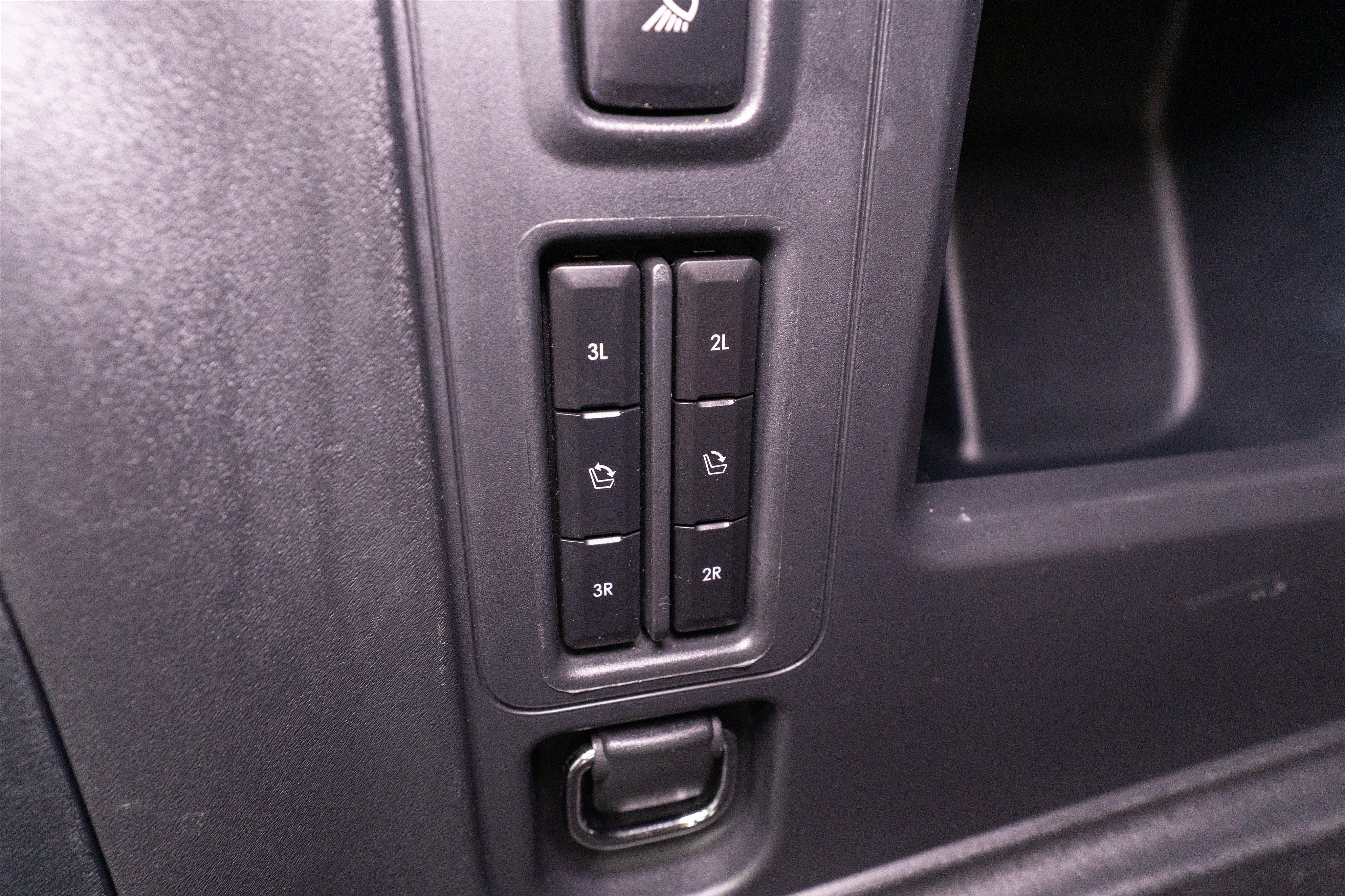Used 2025 Lincoln Navigator Reserve AWD/4WD image 38