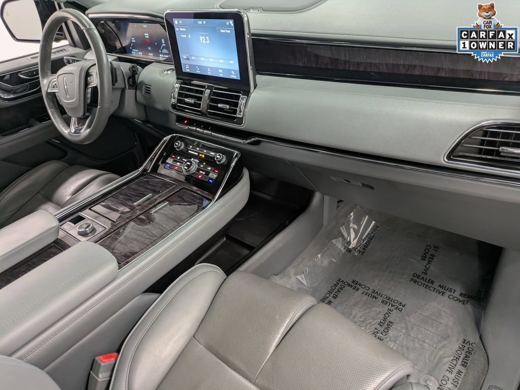 Used 2019 Lincoln Navigator Select w/ Technology Package AWD/4WD image 37