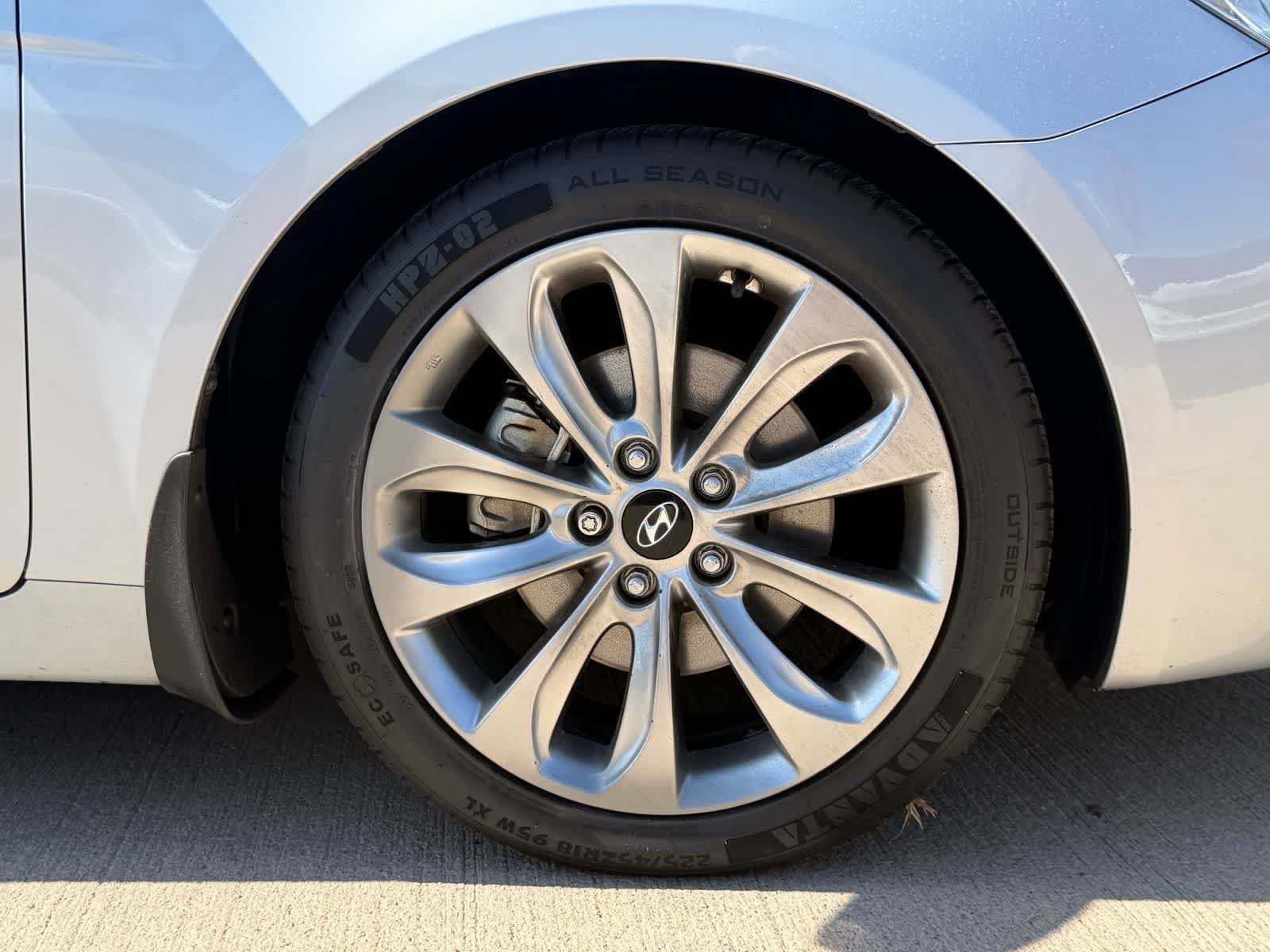 Used 2011 Hyundai Sonata SE FWD image 10