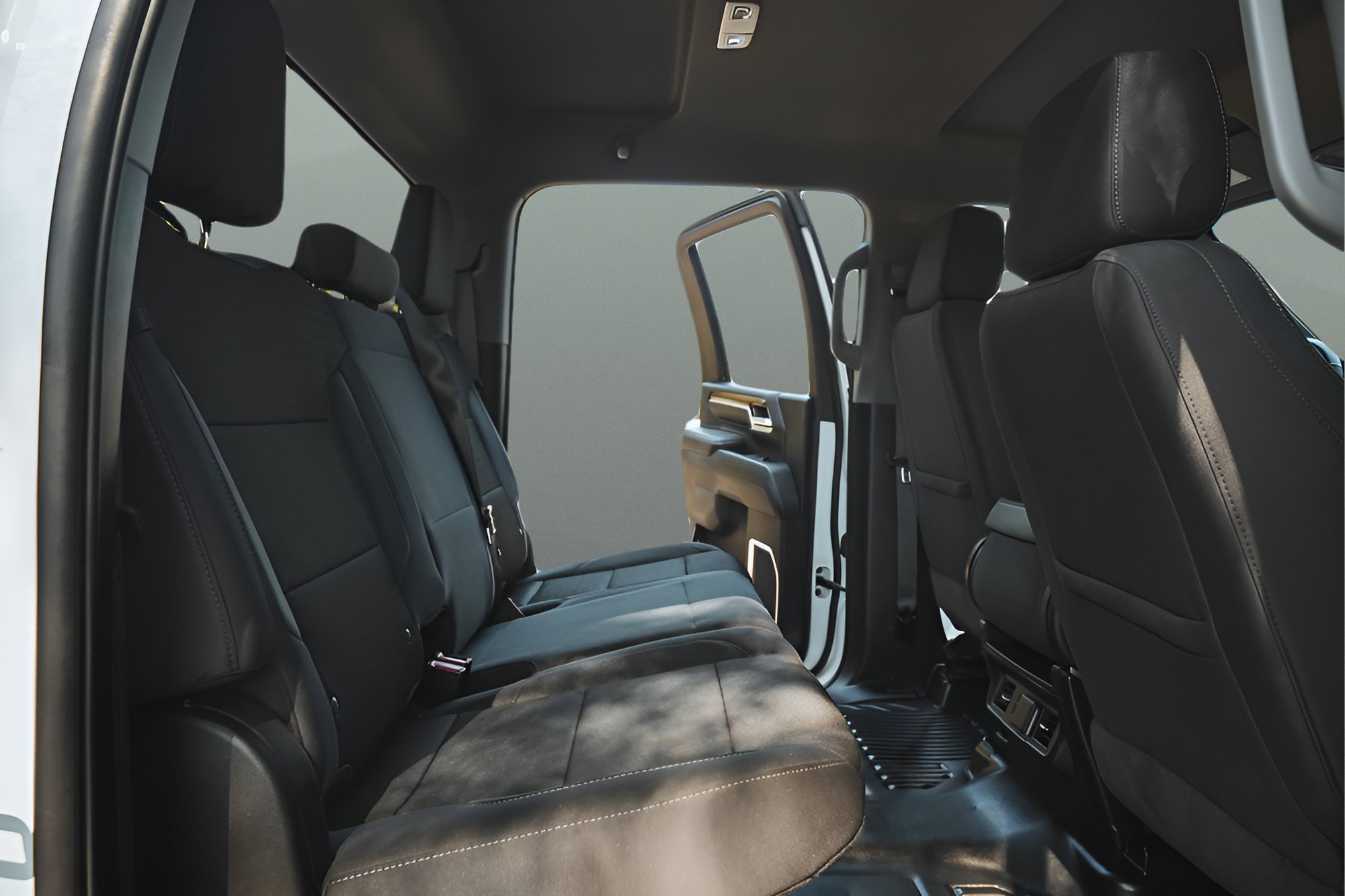 Used 2024 GMC Sierra 2500 SLE w/ SLE Convenience Package image 27