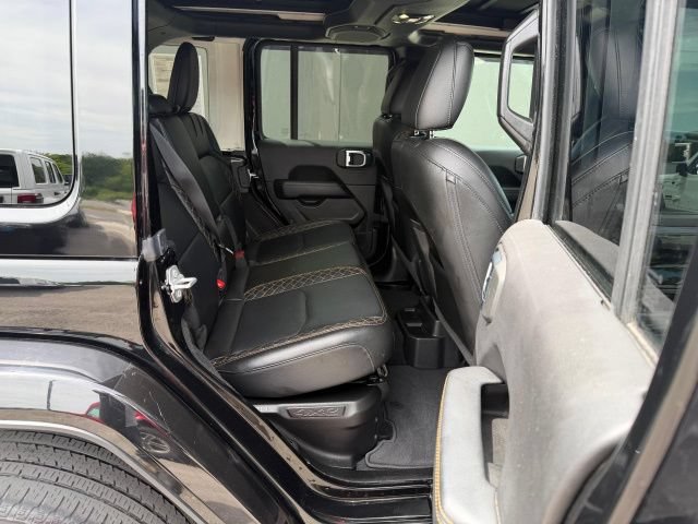 Used 2023 Jeep Wrangler Unlimited Sahara AWD/4WD image 11