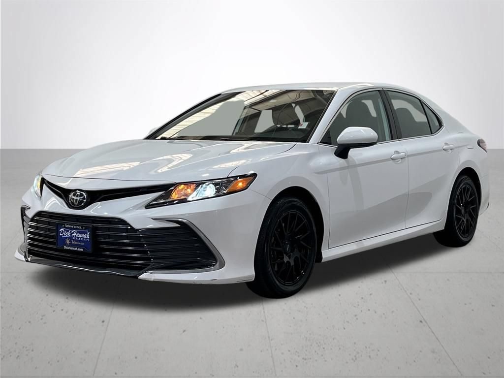 Used 2023 Toyota Camry LE FWD image 2