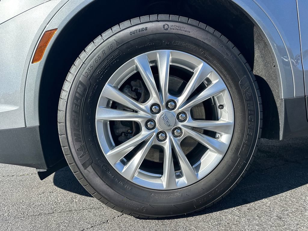 New 2026 Cadillac XT5 Luxury w/ LPO, Floor Liner Package image 11