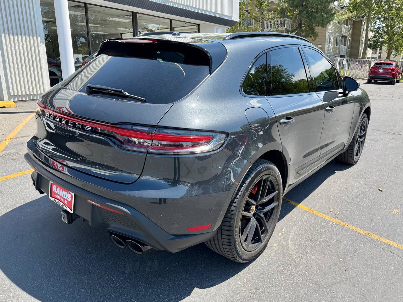 Used 2022 Porsche Macan S w/ Premium Package Plus AWD/4WD image 9