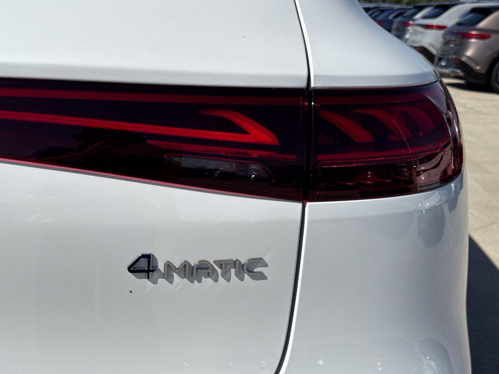 New 2027 Mercedes-Benz EQS 400 4MATIC SUV image 12