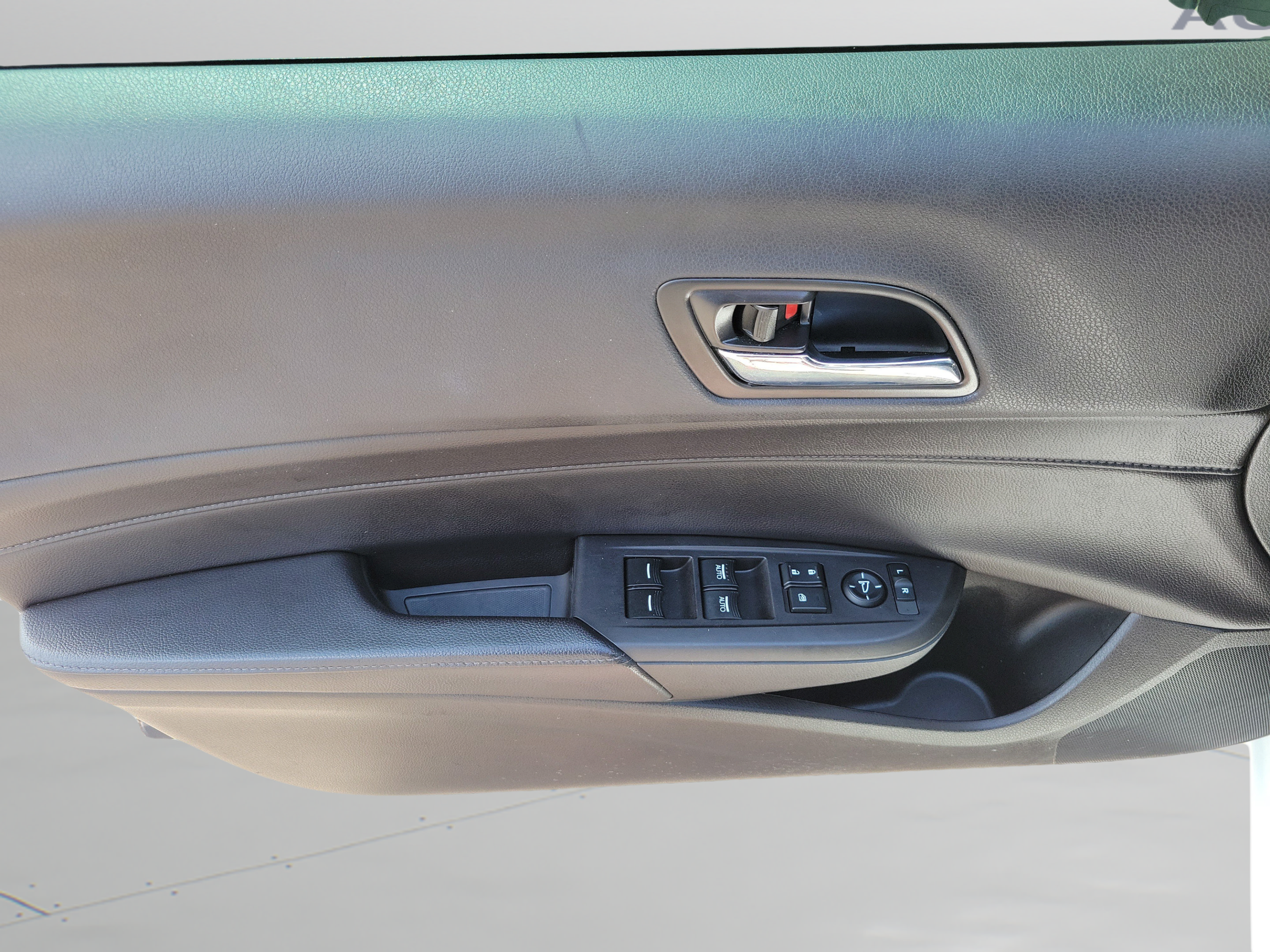 Used 2017 Acura ILX FWD image 23