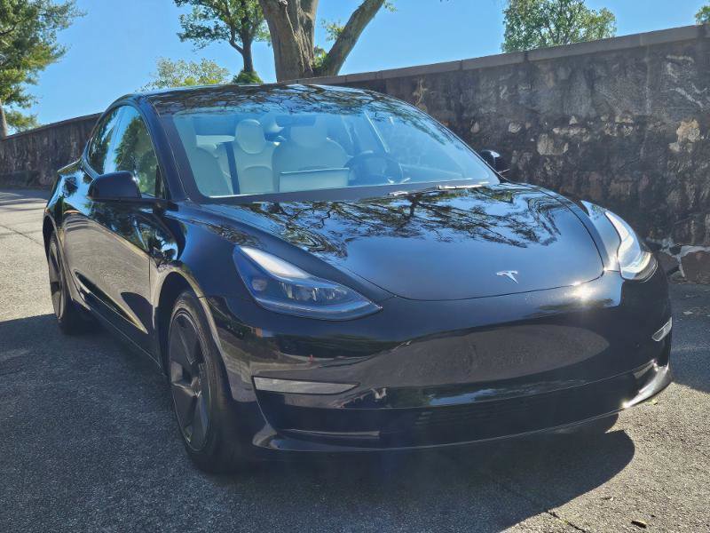 Used 2023 Tesla Model 3 Standard Range RWD image 11
