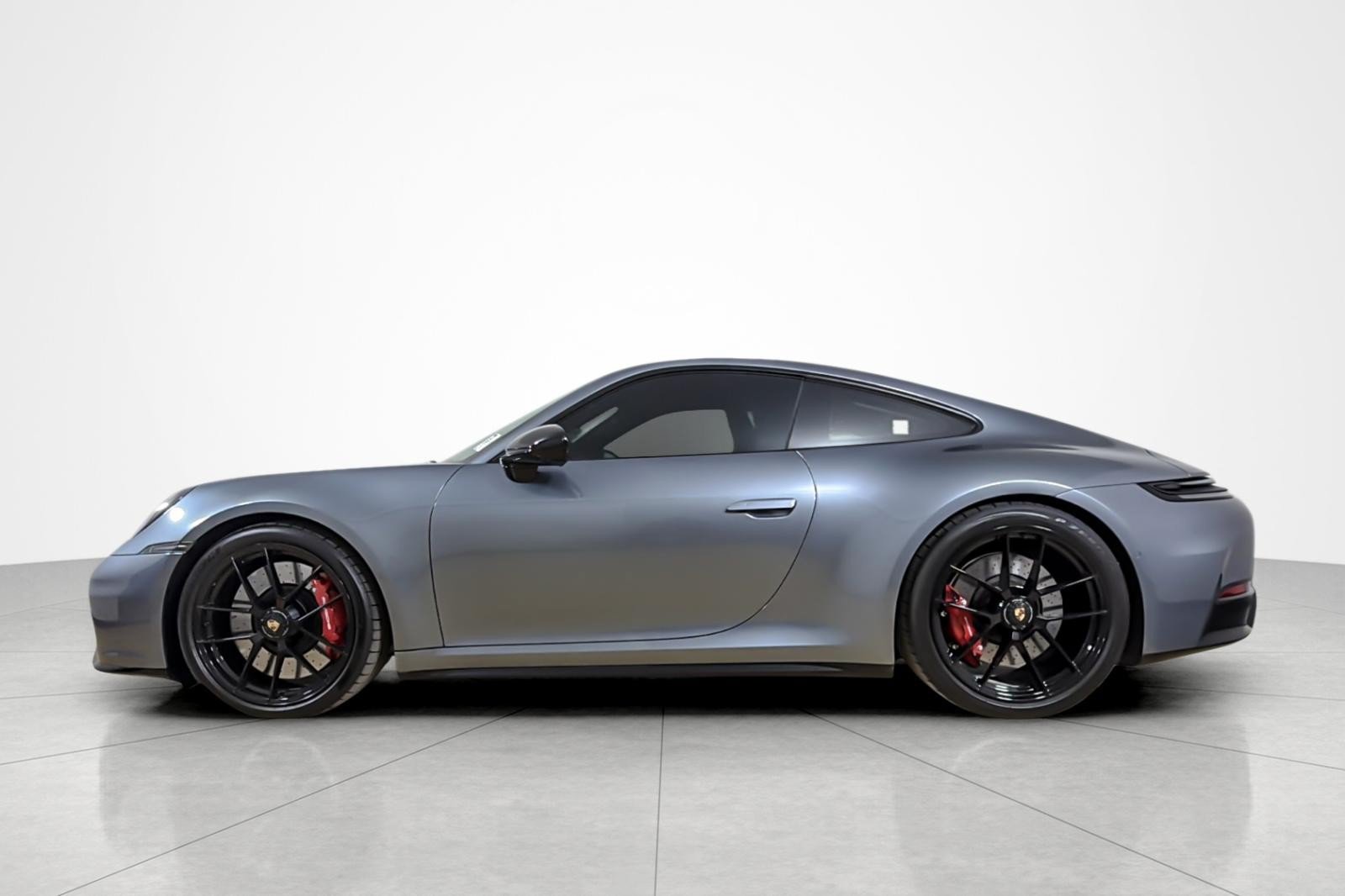 Used 2026 Porsche 911 Carrera 4 GTS AWD/4WD image 2