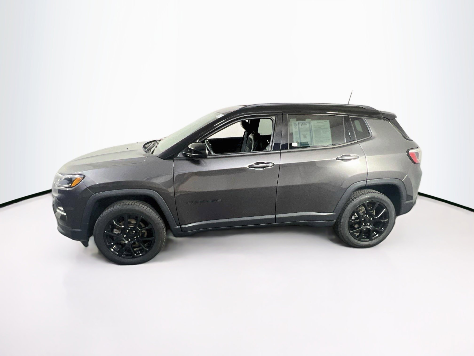 Used 2022 Jeep Compass Altitude w/ Convenience Group image 8