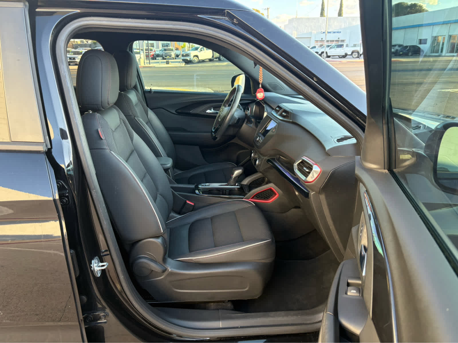 Used 2022 Chevrolet TrailBlazer RS image 16