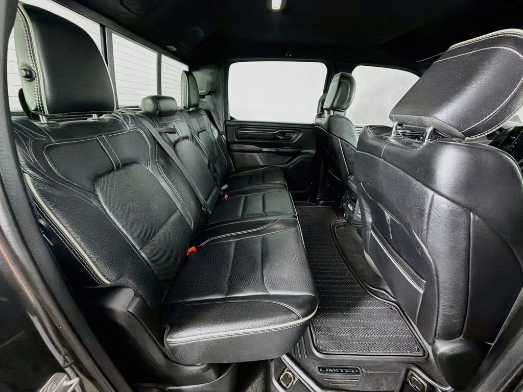 Used 2022 RAM 1500 Limited w/ Body-Colour Bumper Group AWD/4WD image 27